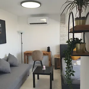 https://maya-new-guest-house-panoramic-seacitycentre-view-haifa.gethaifahotels.com