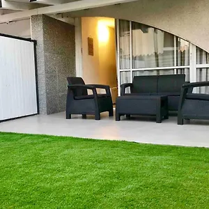 דירה Family Garden & Free Parking, אילת
